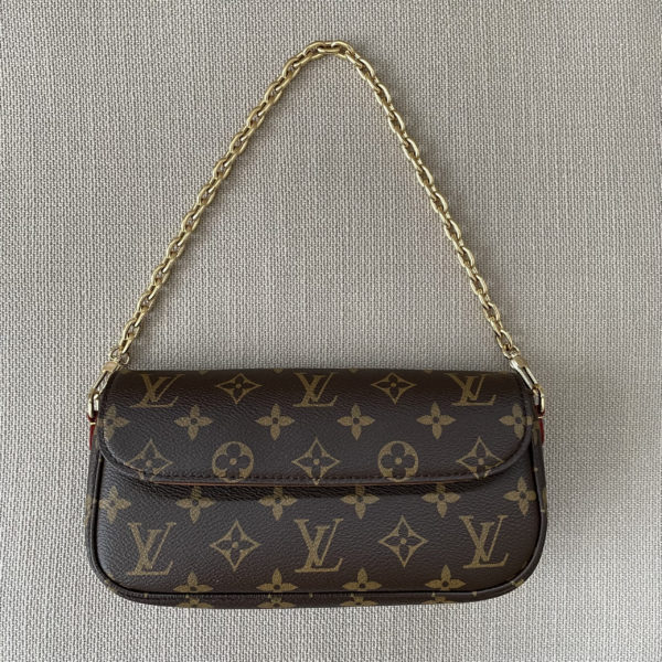 Louis Vuitton Ivy Chain Wallet