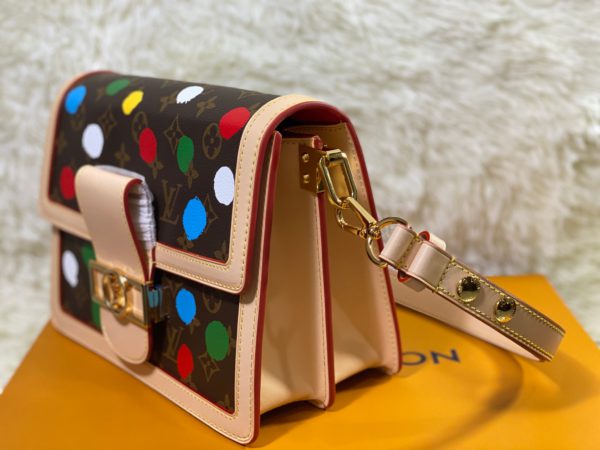Louis Vuitton Classic Dauphine Handbag - Image 3