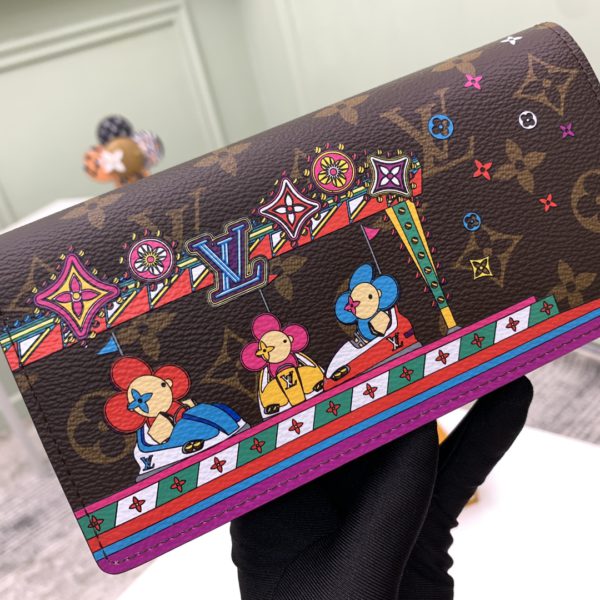 Louis Vuitton Christmas Limited Edition Sarah Wallet - Image 5