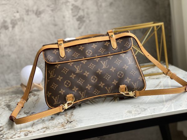 Louis Vuitton Marelle Medieval Style Shoulder Bag - Brown - Image 3