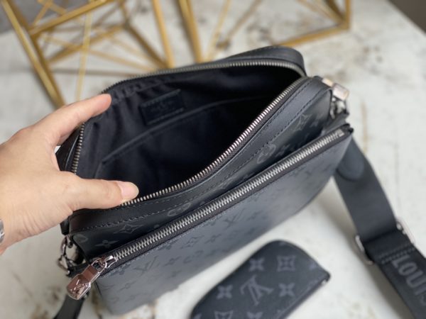 Louis Vuitton Men's Trio Messenger Bag - Black/Gray - Image 2