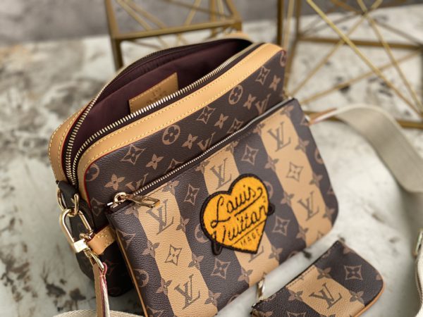 Louis Vuitton Men's Pochette Trio Messenger Bag - Brown - Image 2