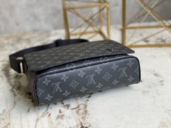 Louis Vuitton Men's DISTRICT Small-Sized Handbag - Image 4