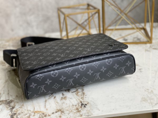 Louis Vuitton Men's DISTRICT Medium-Sized Handbag - Image 4