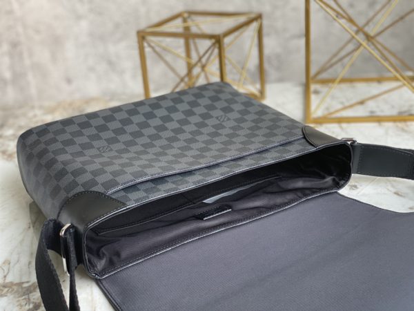 Louis Vuitton Men's DISTRICT Medium Handbag - Image 2