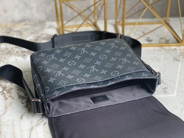 Louis Vuitton Men's New District Messenger Bag - Image 2