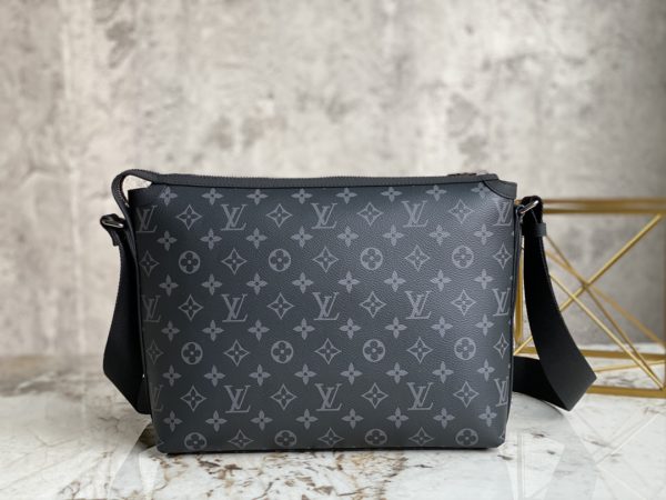 Louis Vuitton Men's ODYSSEY Small Messenger Bag - Image 3