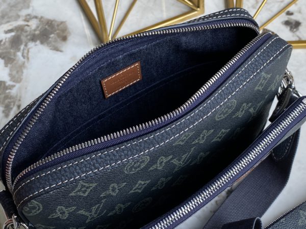Louis Vuitton Men's Pochette Trio Messenger Bag - Green - Image 2