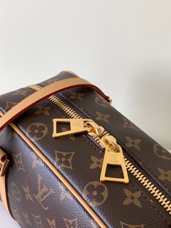 Louis Vuitton Cite MM Monogram Canvas Leather Shoulder Bag - Image 2
