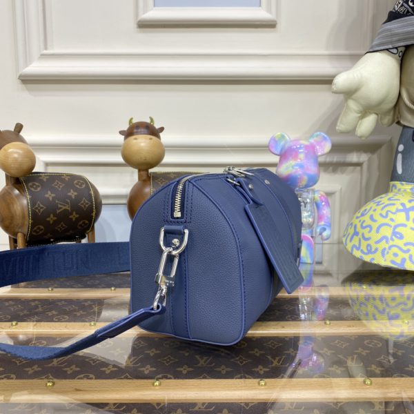 Louis Vuitton Men's Keepal City Handbag - Dark Blue - Image 4