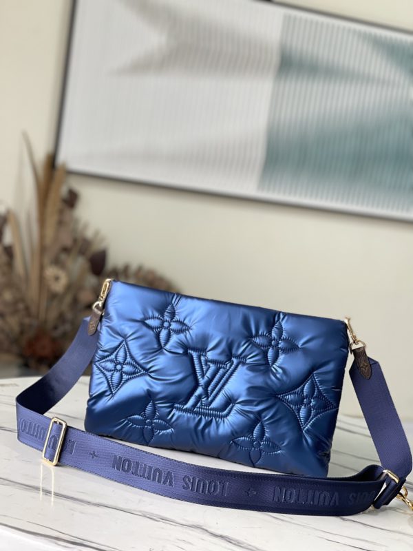 Louis Vuitton Maxi Multi Pochette Accessoires Bag - Silver/Blue - Image 4