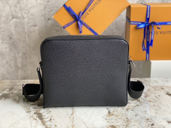 Louis Vuitton Men's ALEX Small Messenger Bag - Black - Image 3