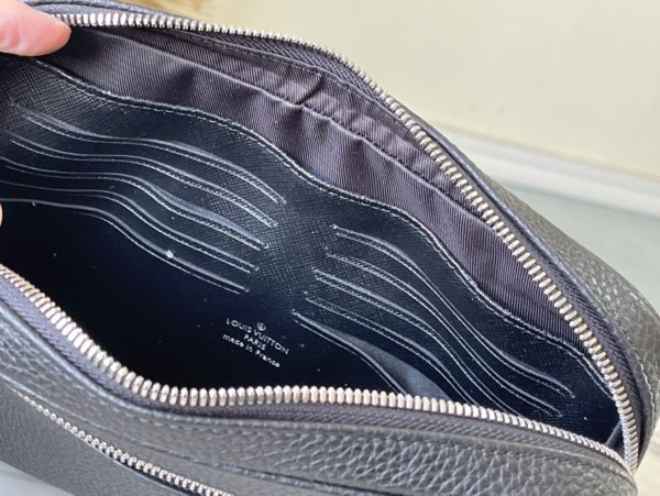 Louis Vuitton Kasai Lychee Pattern Handbag - Black - Image 5
