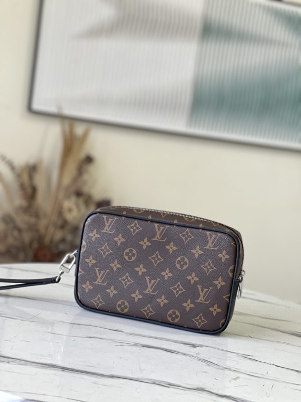 Louis Vuitton KASAI Handbag - Image 4
