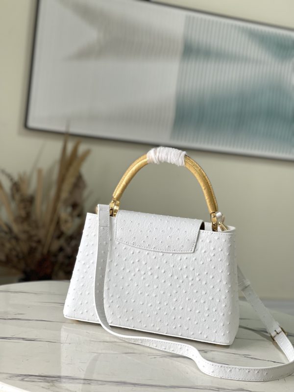 Louis Vuitton Medium Capucines Ostrich Leather Handbag - White - Image 3