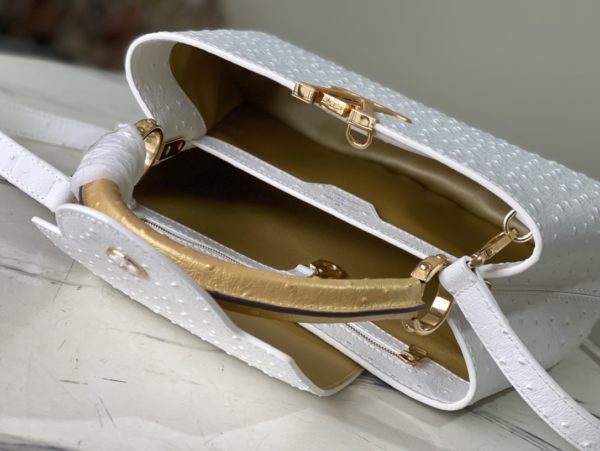 Louis Vuitton Medium Capucines Ostrich Leather Handbag - White - Image 4