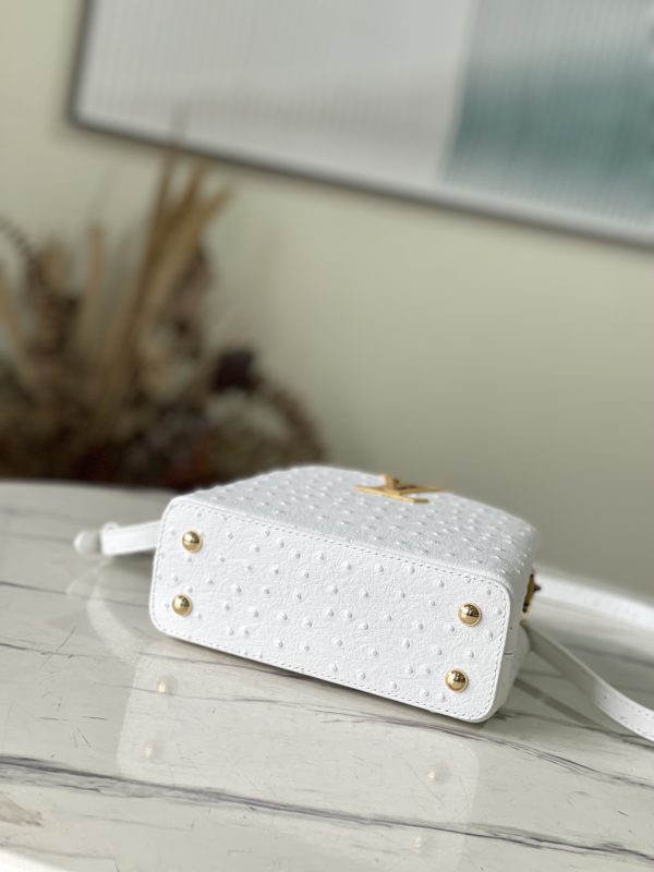 Louis Vuitton Mini Capucines Ostrich Leather Handbag - White - Image 4