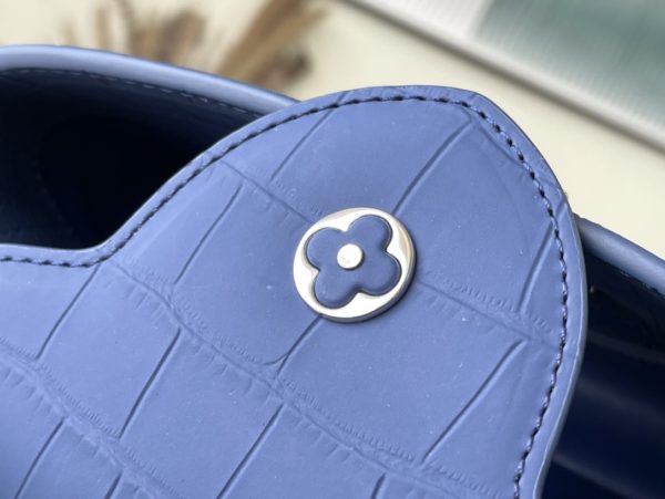 Louis Vuitton Crocodile Pattern Capucines Handbag - Fog Blue - Image 2