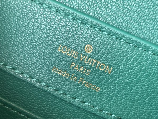 Louis Vuitton Mini Capucines Ostrich Leather Hand Bag - Green - Image 7