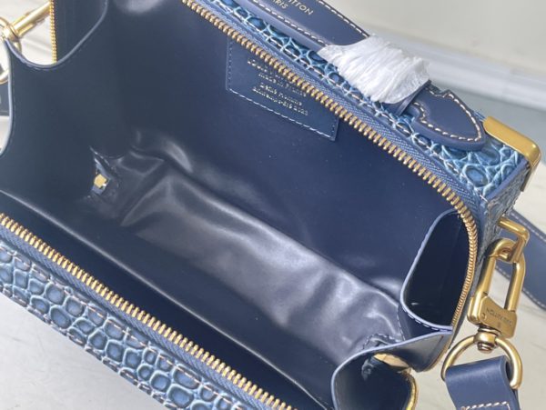Louis Vuitton Crocodile Pattern Box Bag - Blue - Image 5