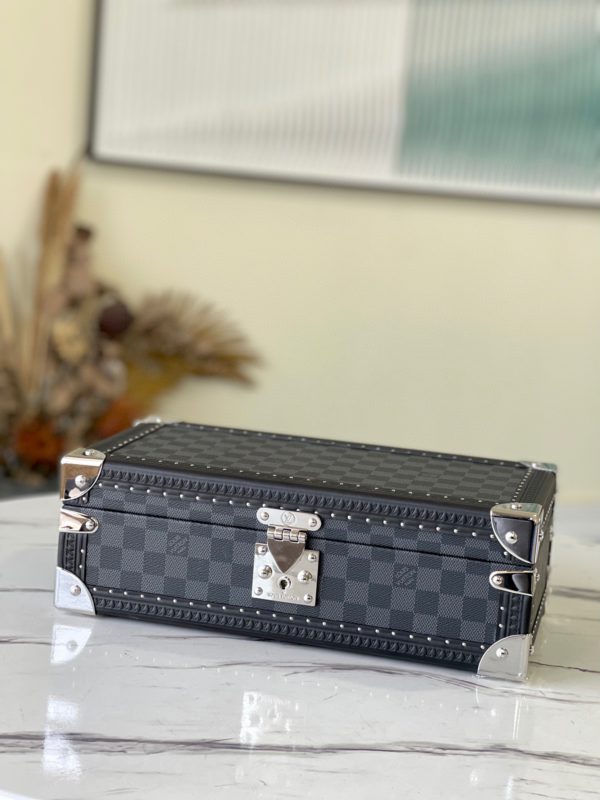Louis Vuitton Heiger Grey 8-Piece Watch Case