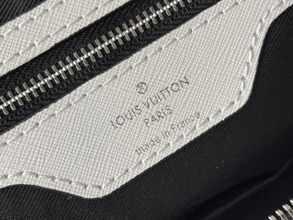 Louis Vuitton Keepall 50 Bandoulière Travel Bag - Image 4
