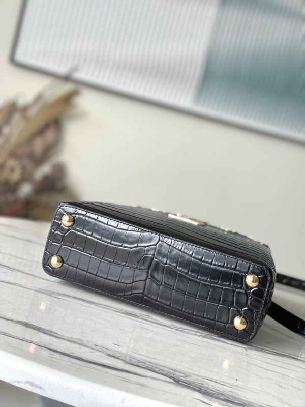 Louis Vuitton Crocodile Pattern Gold Buckle Trumpet Bag - Image 6