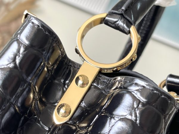 Louis Vuitton Crocodile Pattern Gold Buckle Trumpet Bag - Image 8