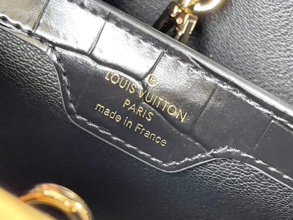 Louis Vuitton Crocodile Pattern Gold Buckle Trumpet Bag - Image 9