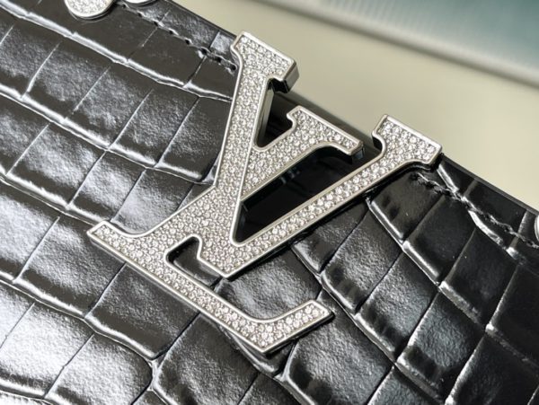 Louis Vuitton Crocodile Pattern Silver Buckle Medium Bag - Image 5