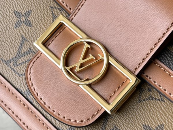 Louis Vuitton Classic Dauphine Handbag - Image 4
