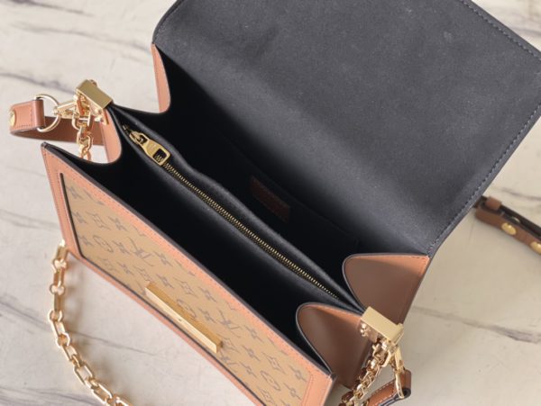 Louis Vuitton Classic Dauphine Handbag - Image 7