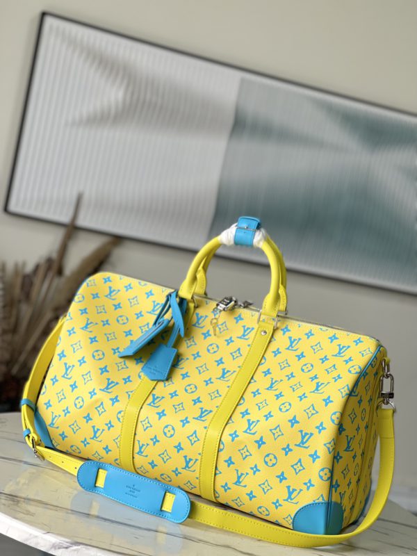 Louis Vuitton Keepall Bandouliore 50 Travel Bag
