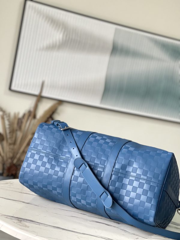 Louis Vuitton Keepall 45 Travel Bag - Blue - Image 6