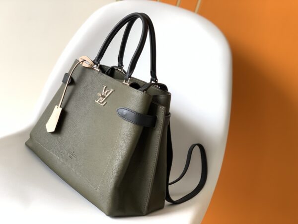 Louis Vuitton Lockme Day Bag - Green - Image 5