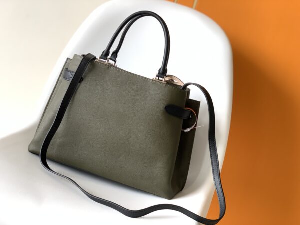 Louis Vuitton Lockme Day Bag - Green - Image 4