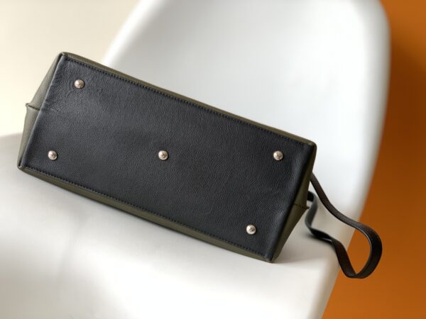 Louis Vuitton Lockme Day Bag - Green - Image 3