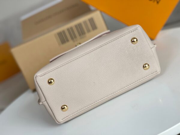 Louis Vuitton Lockme Ever Mini Handbag - White - Image 3