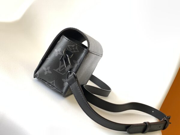 Louis Vuitton Flap Mini Handbag - Black - Image 5