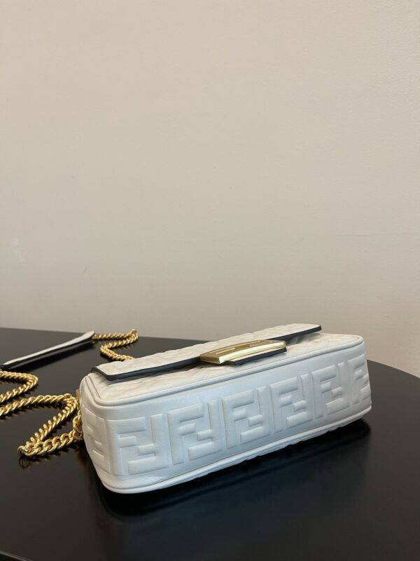 Fendi Baguette Chain Handbag - Light Blue - Image 3