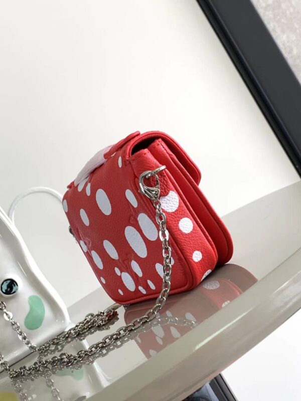 Louis Vuitton LV x YK Micro Métis Chain Bag - Red - Image 5