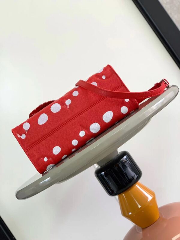 Louis Vuitton LV x YK OnTheGo Small Handbag - Red - Image 4