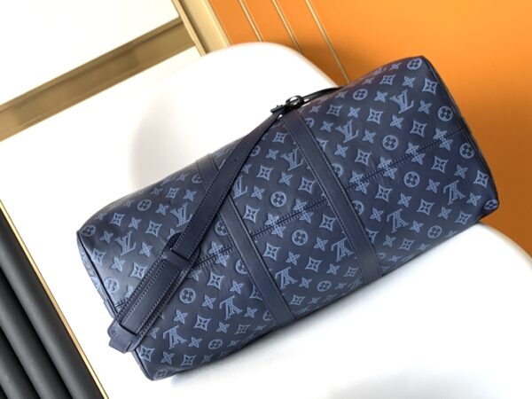 Louis Vuitton Keepall BANDOULIÈRE 50 Travel Bag - Blue - Image 4