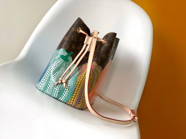 Louis Vuitton LV x YK NéoNoé Handbag - Image 5
