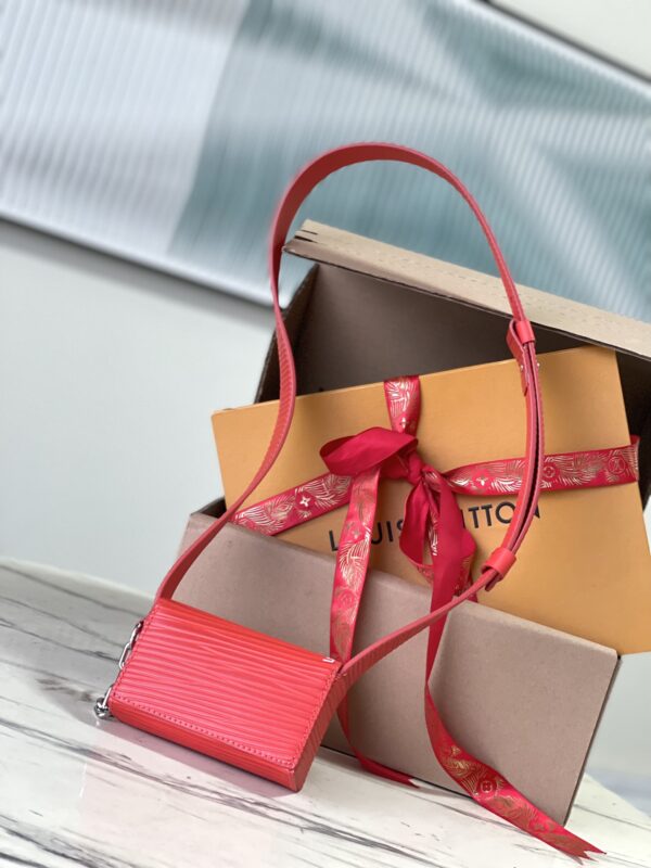 Louis Vuitton Micro Steamer Handbag - Red - Image 4