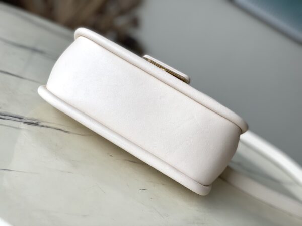 Louis Vuitton Hide & Seek Handbag - White - Image 3