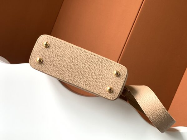 Louis Vuitton Ca Bucines BB Small handbag - Beige - Image 5